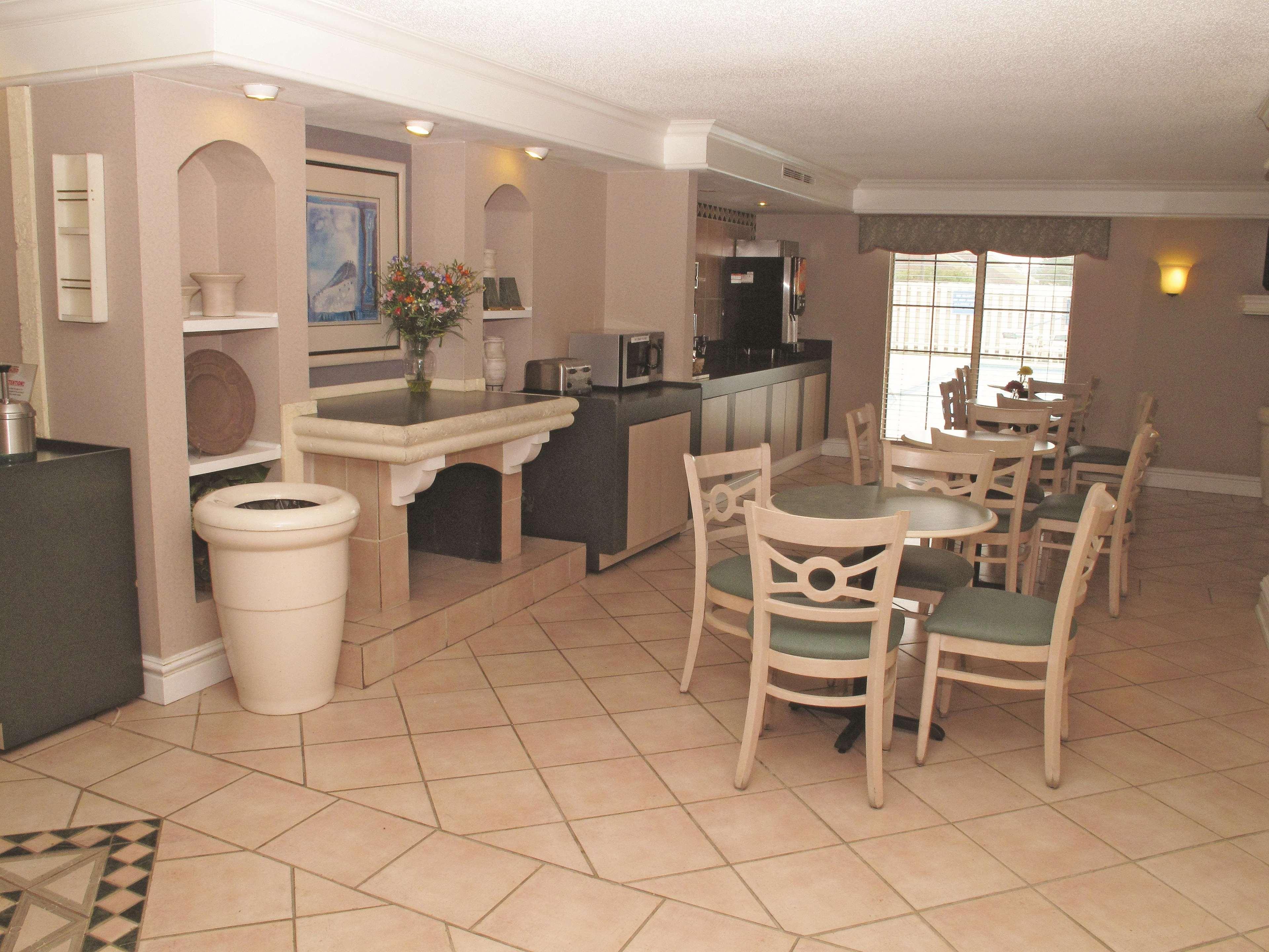 La Quinta Inn By Wyndham Columbus Airport Area Zewnętrze zdjęcie
