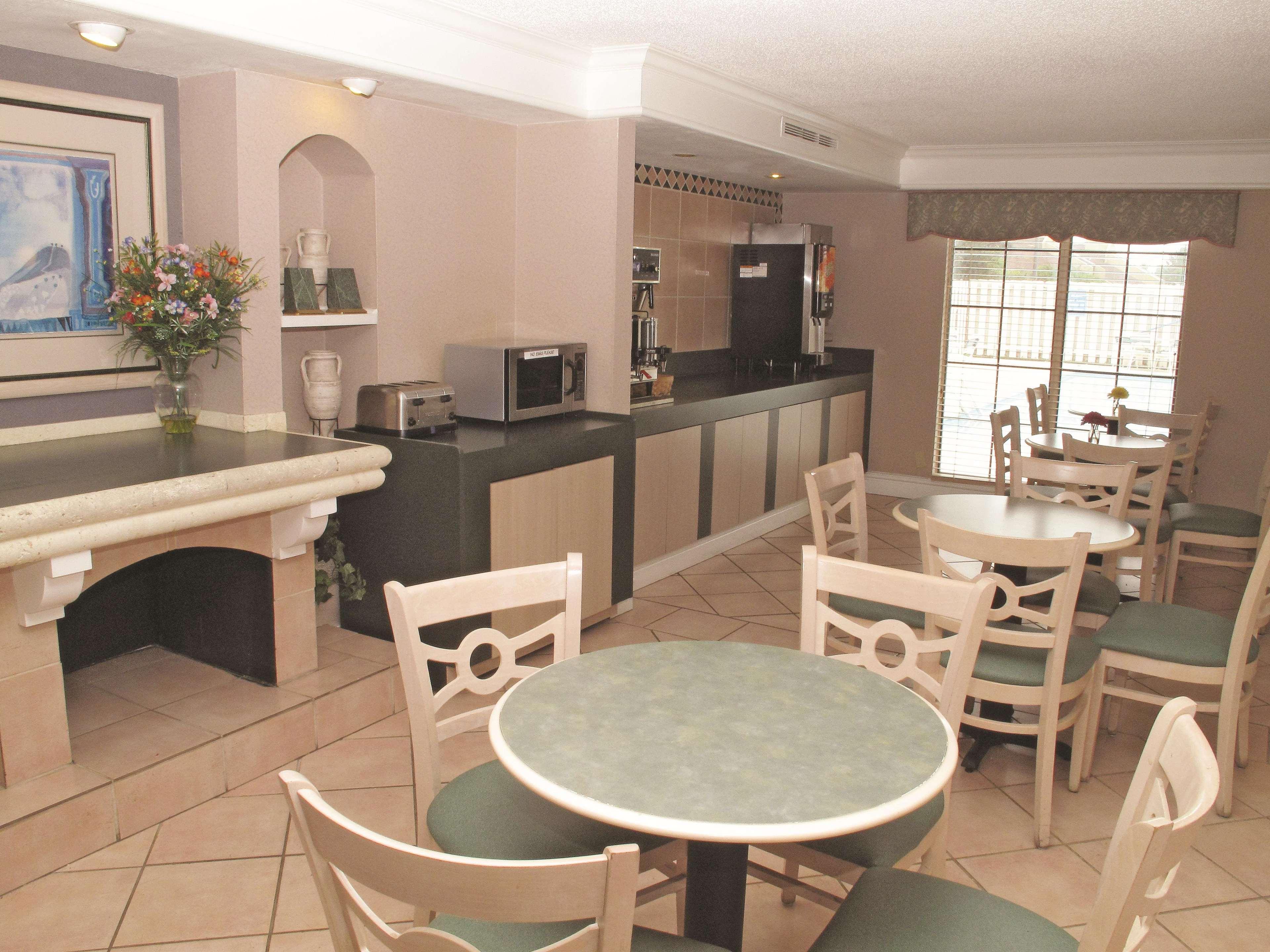 La Quinta Inn By Wyndham Columbus Airport Area Zewnętrze zdjęcie