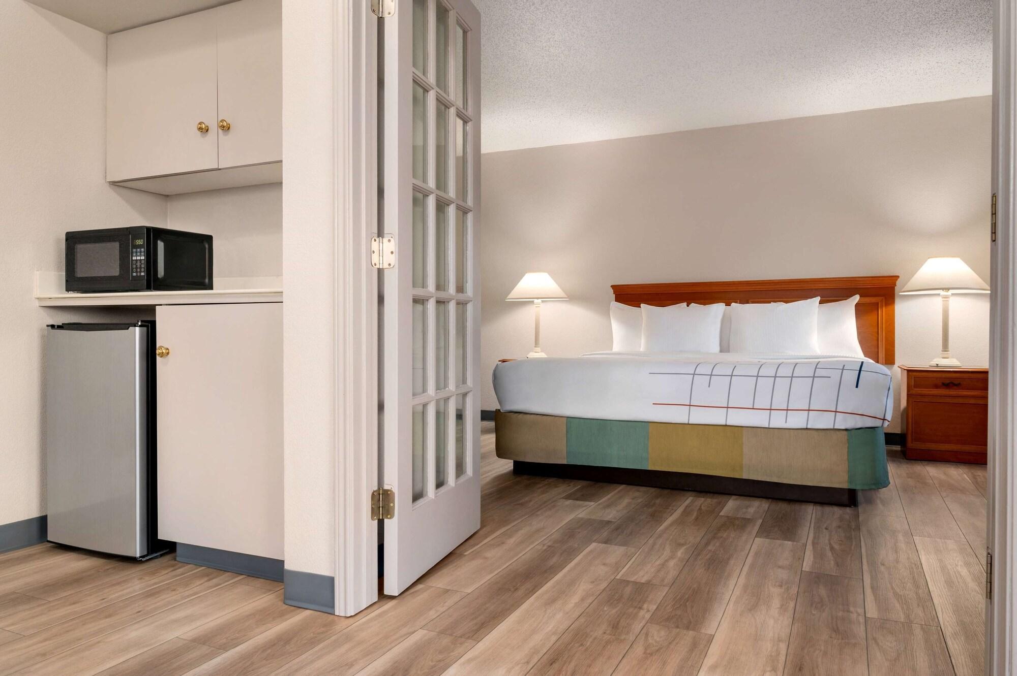 La Quinta Inn By Wyndham Columbus Airport Area Zewnętrze zdjęcie